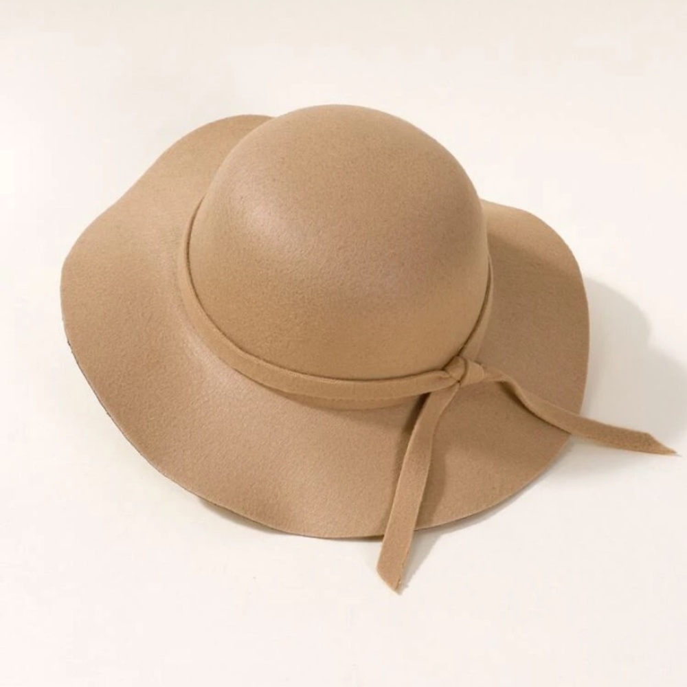 Kids cute girl tan floppy hat. OS NWT - Picture 2 of 6